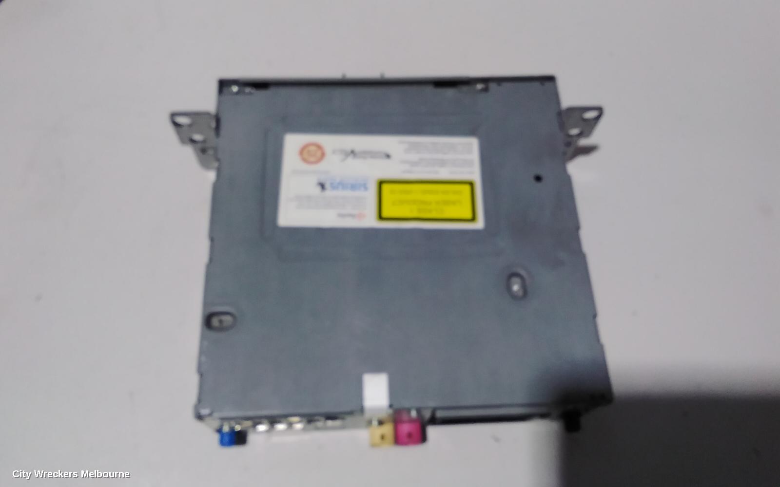 BMW 5 SERIES RADIO/CD/DVD/SAT/TV, DISPLAY UNIT, 7IN BUSINESS, F10/F11, 05/2010 - 09/2012