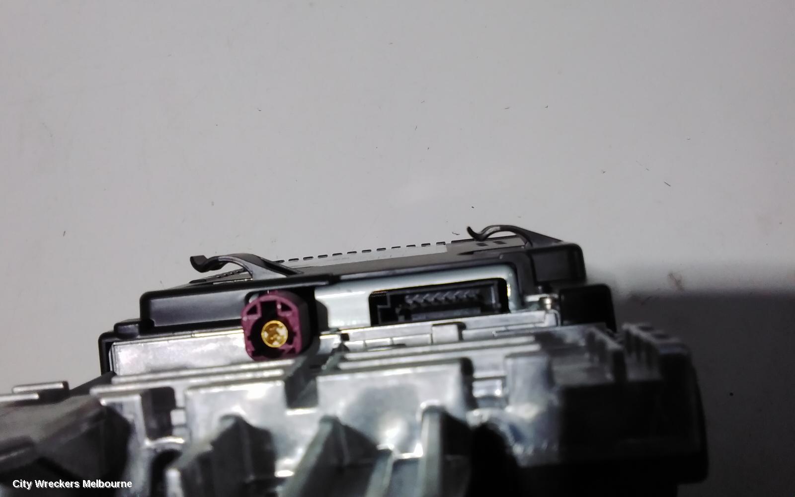 BMW 5 SERIES RADIO/CD/DVD/SAT/TV, DISPLAY UNIT, 7IN BUSINESS, F10/F11, 05/2010 - 09/2012