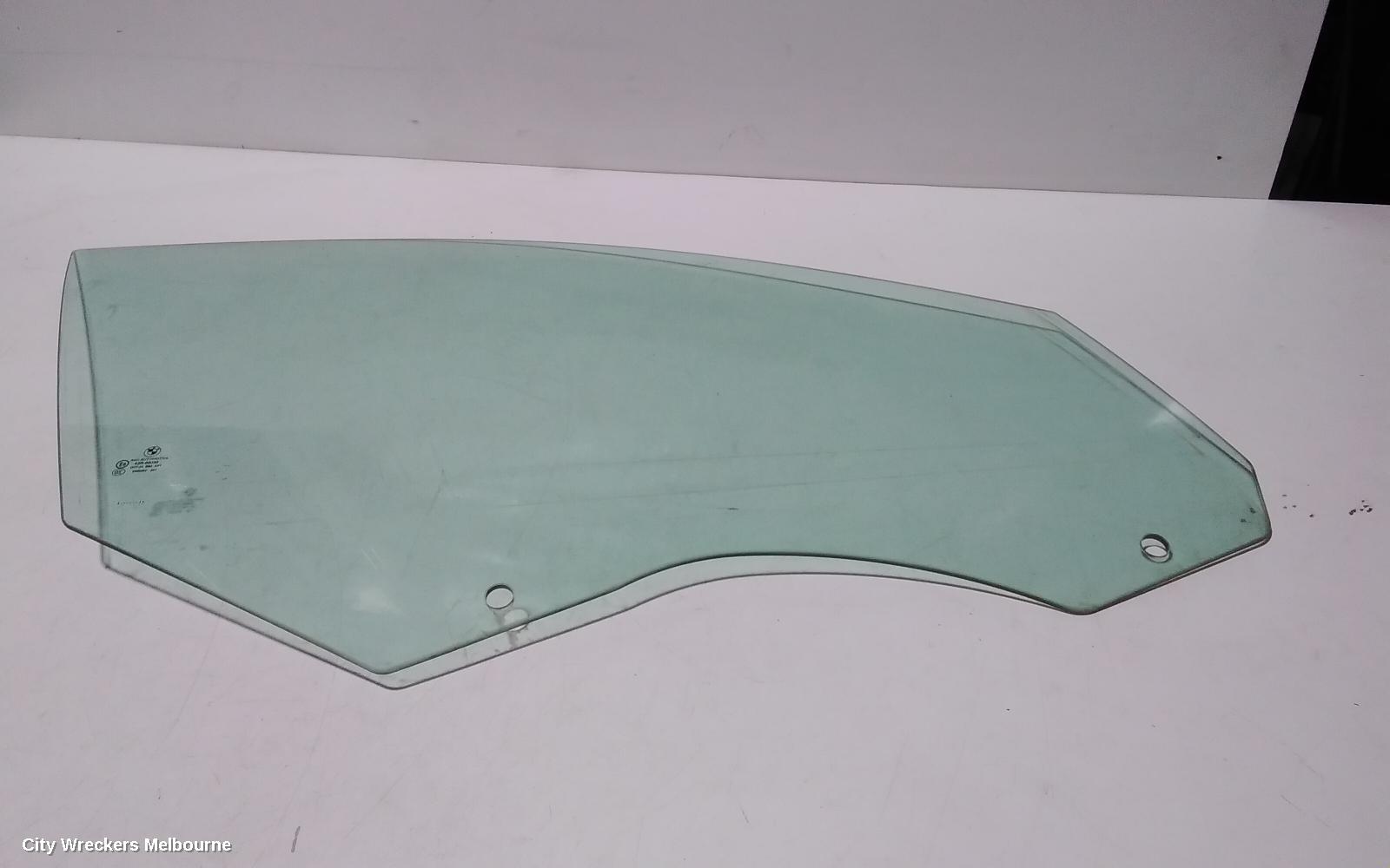 BMW 5 SERIES RIGHT FRONT DOOR WINDOW, F10/F11, 05/2010 - 01/2017
