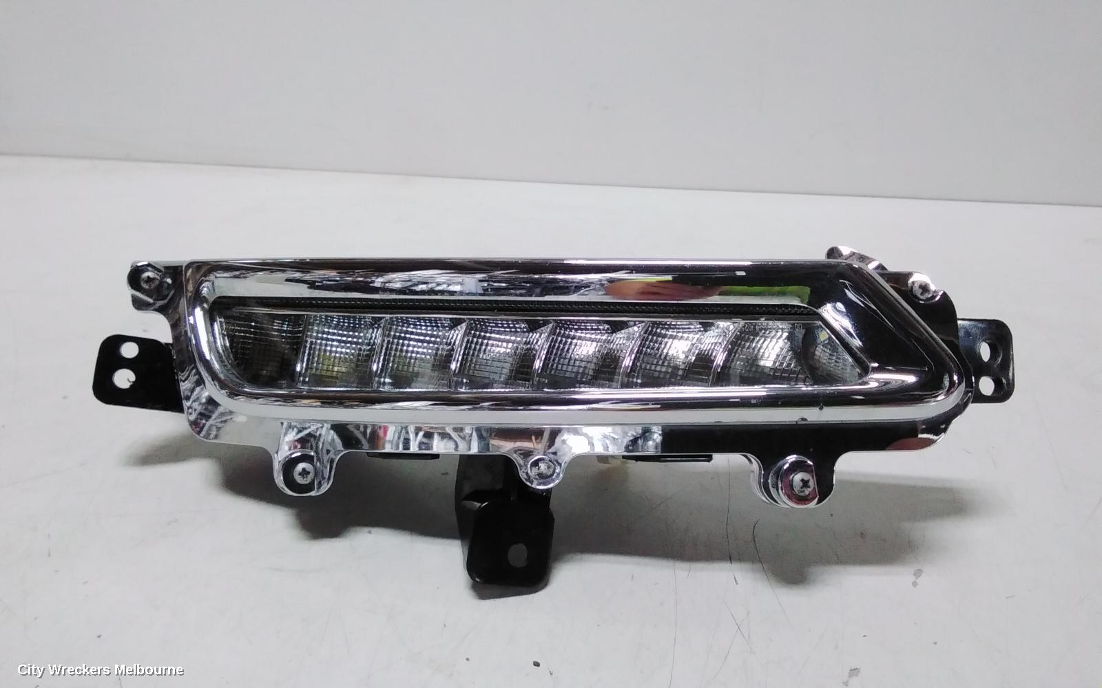 GREAT WALL STEED LEFT INDICATOR/FOG/SIDE, DAYTIME RUNNING LAMP, NBP, DUAL CAB, 07/2016 - 12/2020