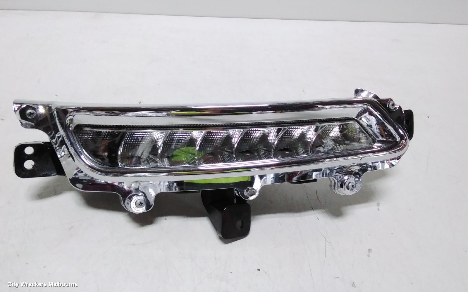 GREAT WALL STEED LEFT INDICATOR/FOG/SIDE, DAYTIME RUNNING LAMP, NBP, DUAL CAB, 07/2016 - 12/2020