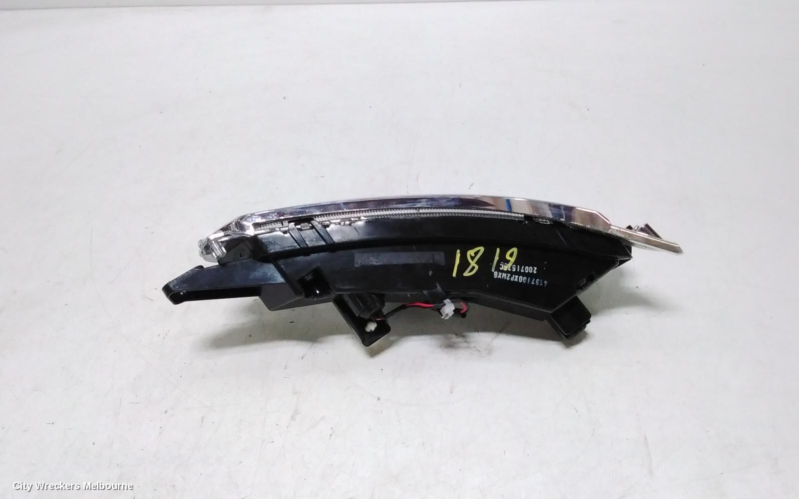 GREAT WALL STEED LEFT INDICATOR/FOG/SIDE, DAYTIME RUNNING LAMP, NBP, DUAL CAB, 07/2016 - 12/2020