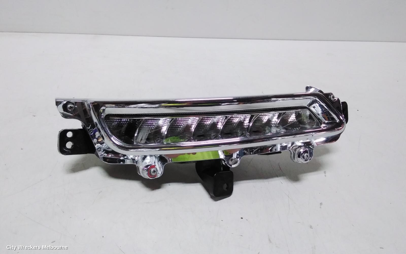 GREAT WALL STEED LEFT INDICATOR/FOG/SIDE, DAYTIME RUNNING LAMP, NBP, DUAL CAB, 07/2016 - 12/2020