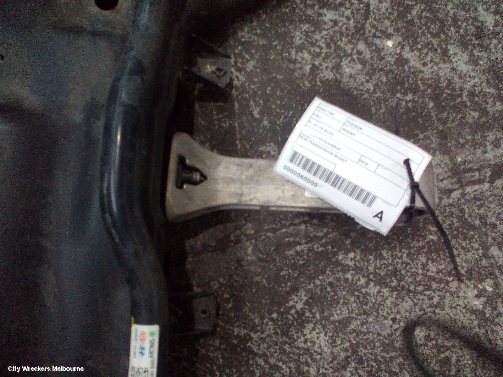 HYUNDAI TUCSON MOUNT, TL, 06/2015 - 01/2021