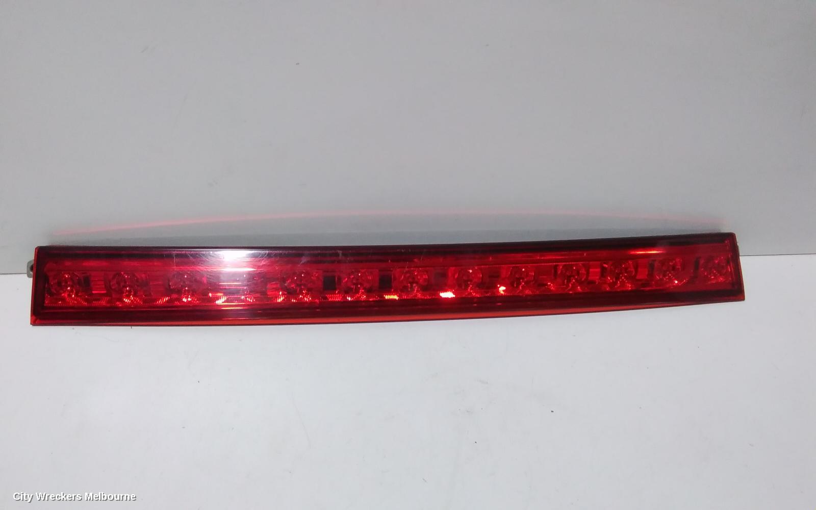TOYOTA TARAGO REAR GARNISH, TAILGATE GARNISH (CENTRE), ACR50R, 03/2006 - 06/2020