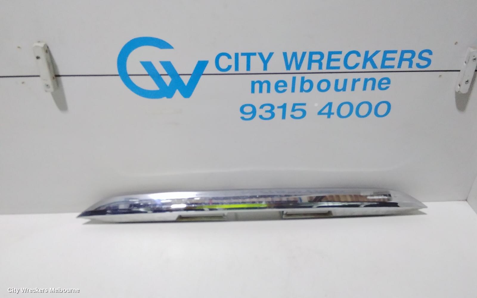 TOYOTA TARAGO REAR GARNISH, LOWER, CHROME, ACR50R, 03/2006 - 06/2020