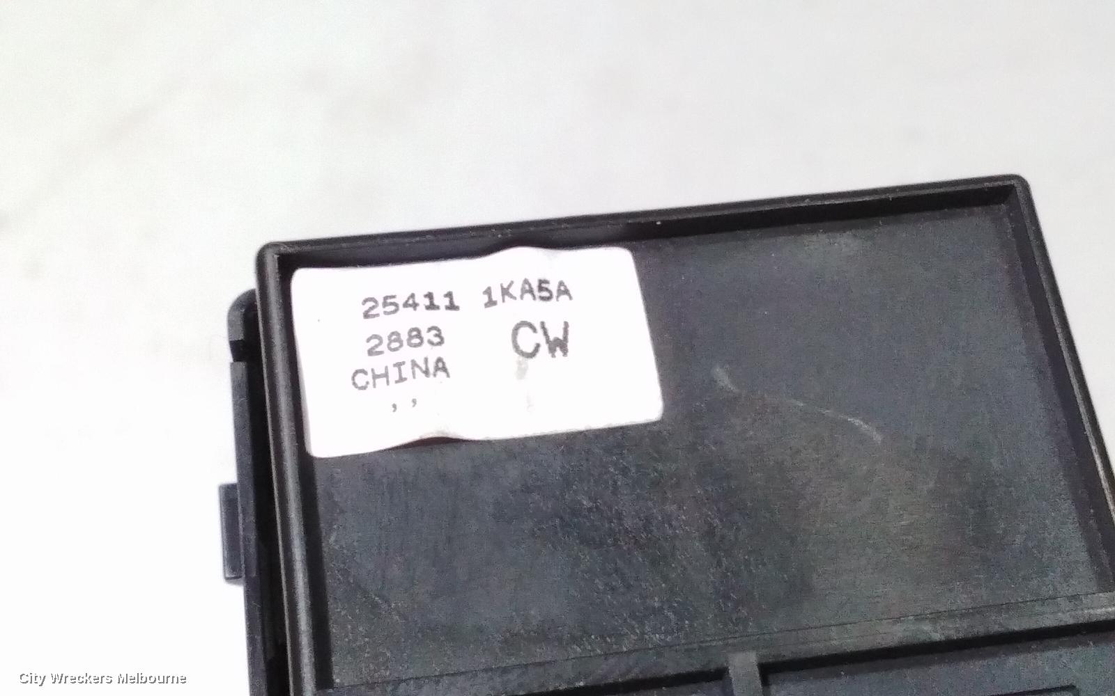 NISSAN JUKE PWR DR WIND SWITCH, RH FRONT (MASTER SWITCH), F15, 06/2010 - 12/2019