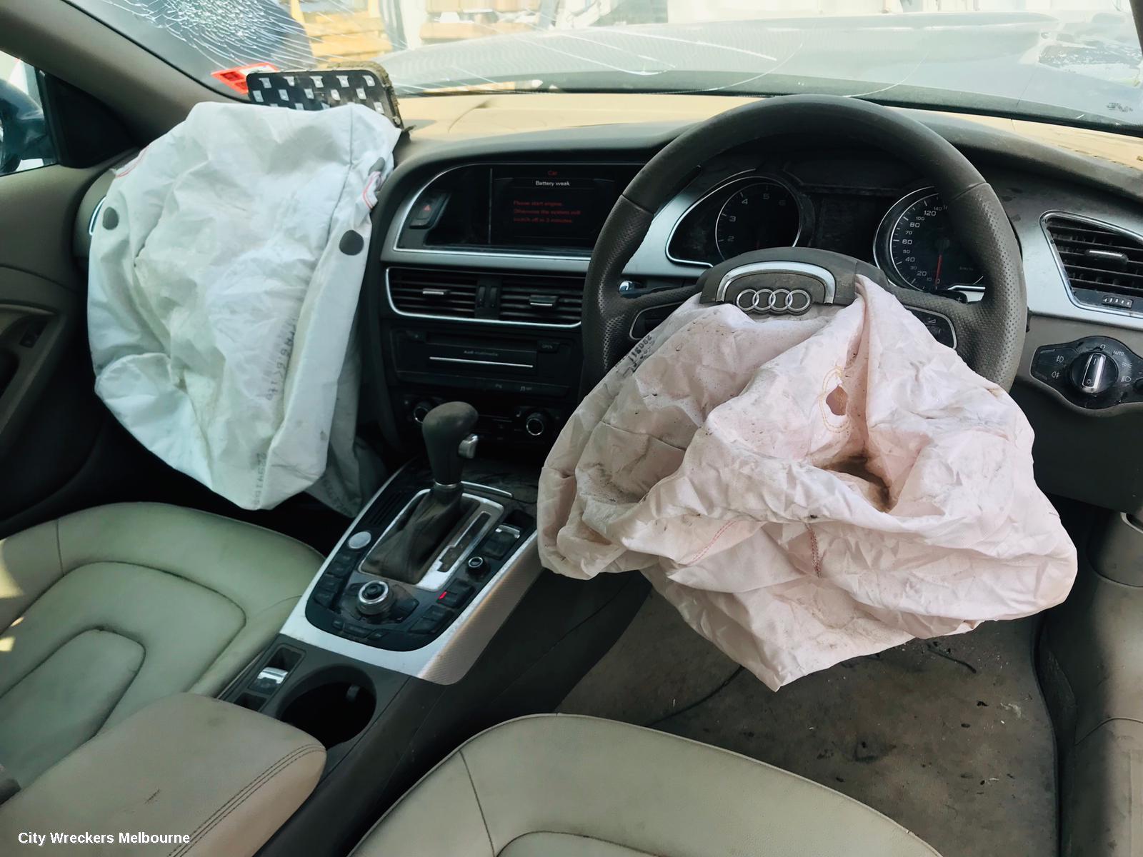 AUDI A5 RIGHT FRONT DOOR, 8F, A5/S5, CABRIO, 08/2009 - 11/2016