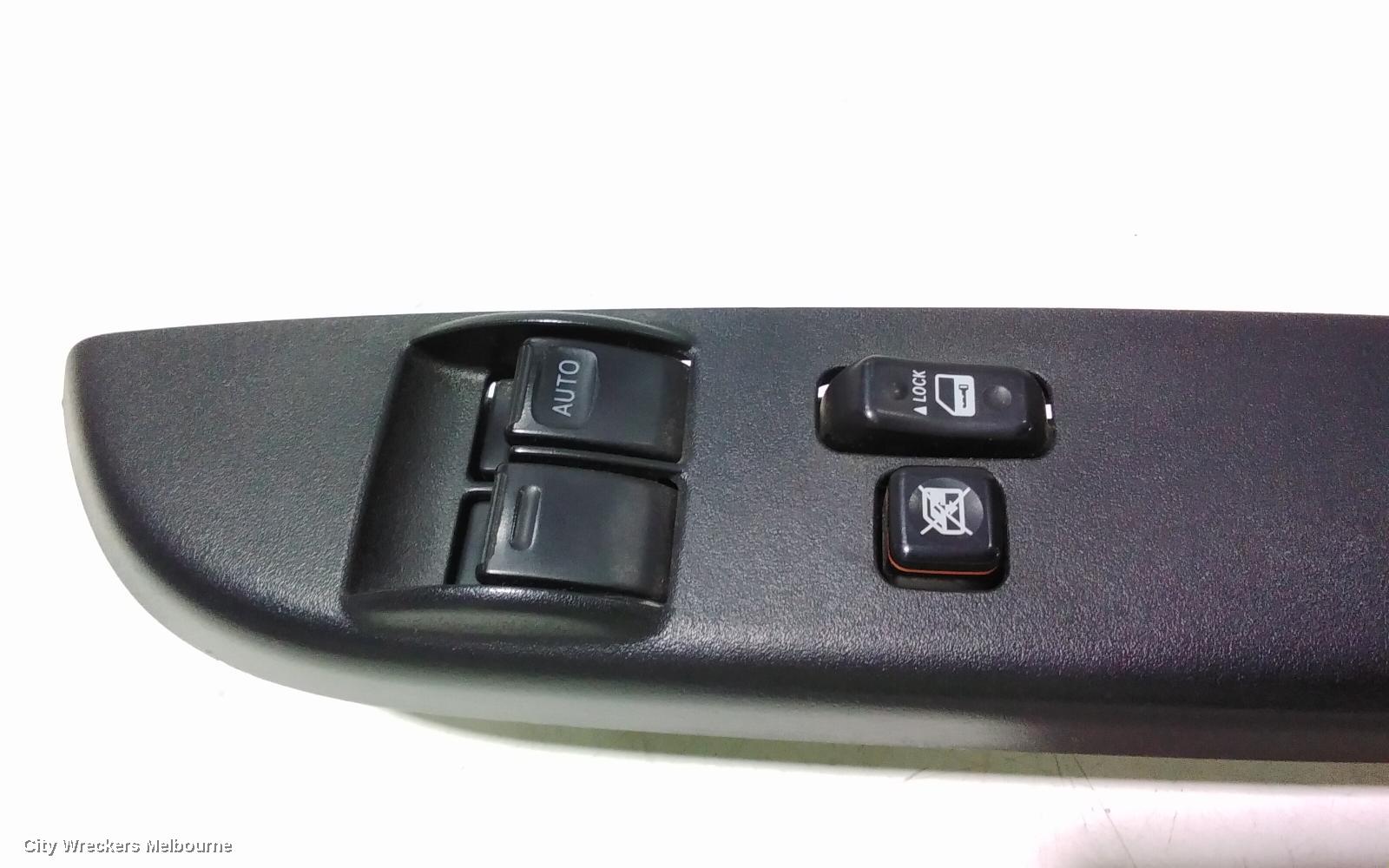TOYOTA HIACE PWR DR WIND SWITCH, RH FRONT (MASTER SWITCH), TRH/KDH, 03/2014 - 04/2019