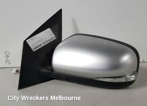 RENAULT KALEOS LEFT DOOR MIRROR, H45, COLOUR CODED, NON HEATED, MANUAL FOLDING TYPE, 11/2011 - 08/2013