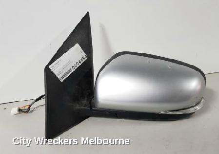 RENAULT KALEOS LEFT DOOR MIRROR, H45, COLOUR CODED, NON HEATED, MANUAL FOLDING TYPE, 11/2011 - 08/2013