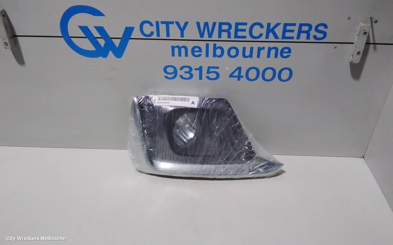 HOLDEN CAPTIVA RIGHT INDICATOR/FOG/SIDE, BUMPER FOGLAMP, CG, 01/2011 - 06/2018