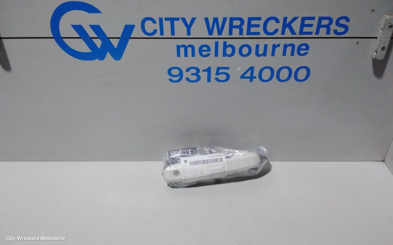 TOYOTA COROLLA DOOR HANDLE, ZRE182R 10/2012 - 06/2018