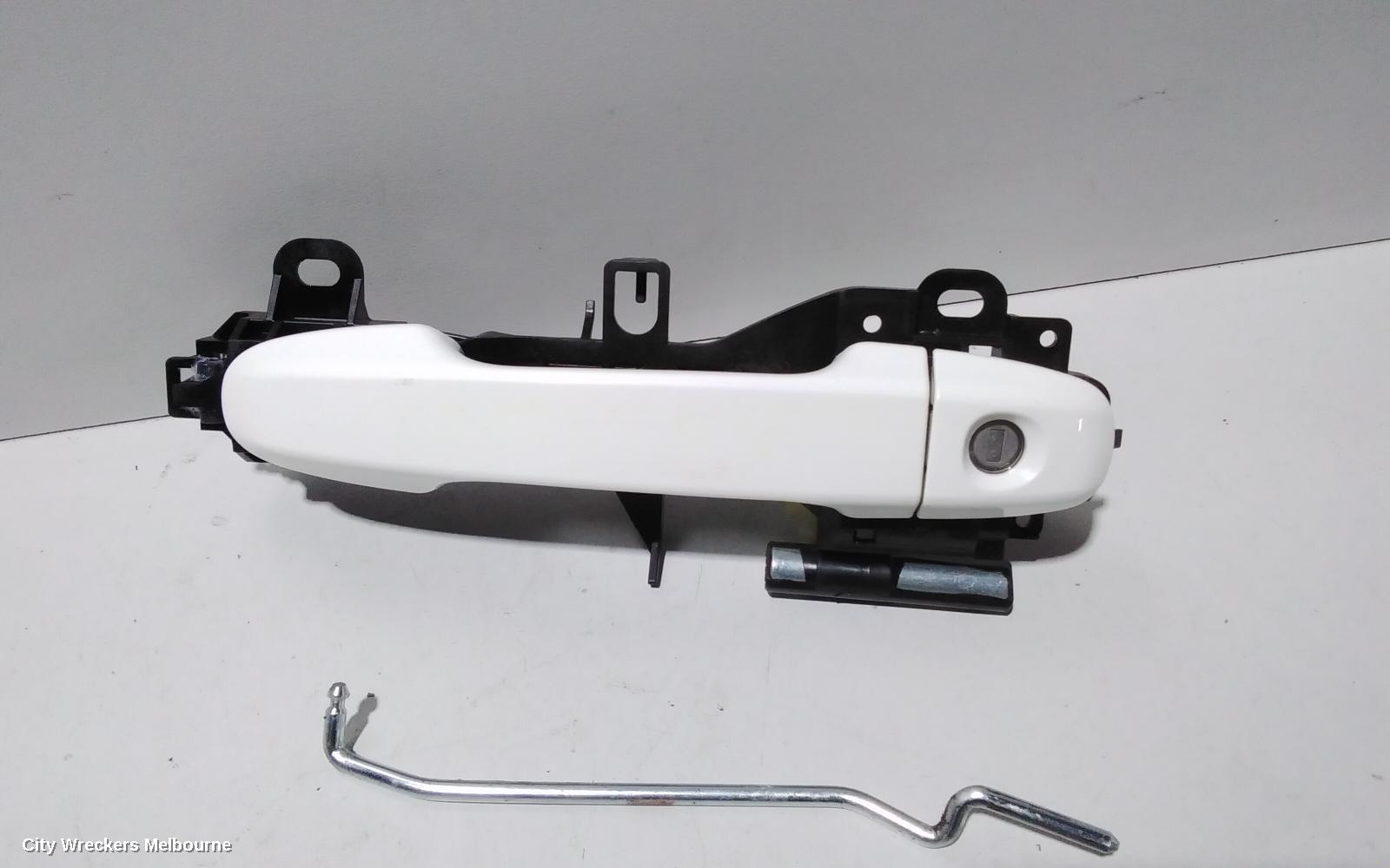TOYOTA COROLLA DOOR HANDLE, ZRE182R 10/2012 - 06/2018