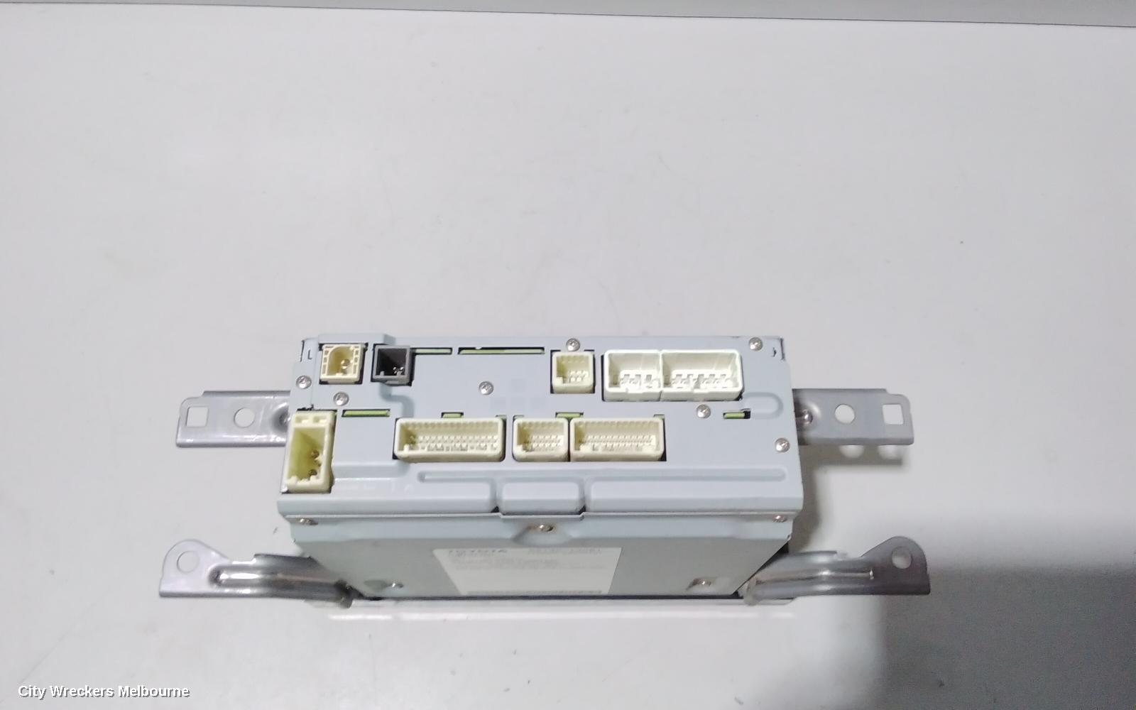 TOYOTA COROLLA RADIO/CD/DVD/SAT/TV, 6.1IN TOUCHSCREEN (P/N ON FACE 100181), ZRE182R, HATCH, 10/2012 - 03/2015