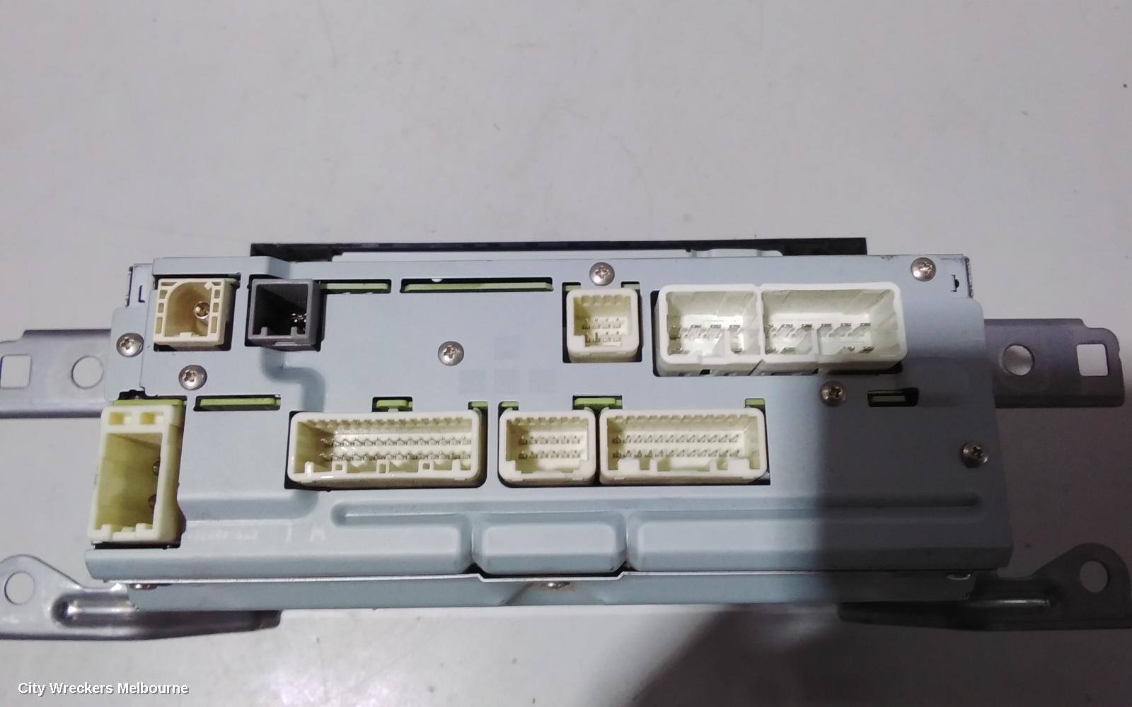 TOYOTA COROLLA RADIO/CD/DVD/SAT/TV, 6.1IN TOUCHSCREEN (P/N ON FACE 100181), ZRE182R, HATCH, 10/2012 - 03/2015