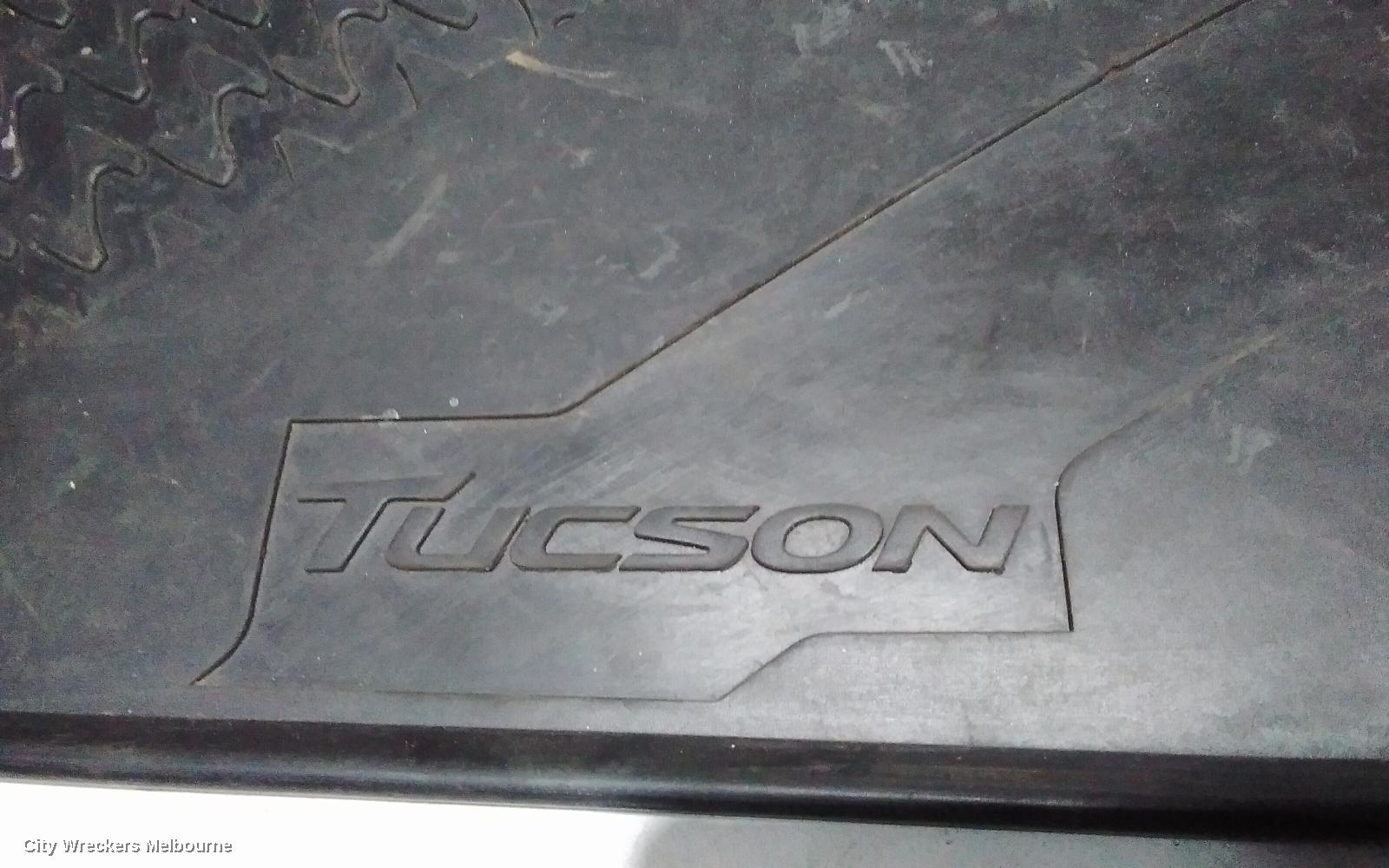 HYUNDAI TUCSON FLOOR MATS, TL, 06/2015 - 01/2021