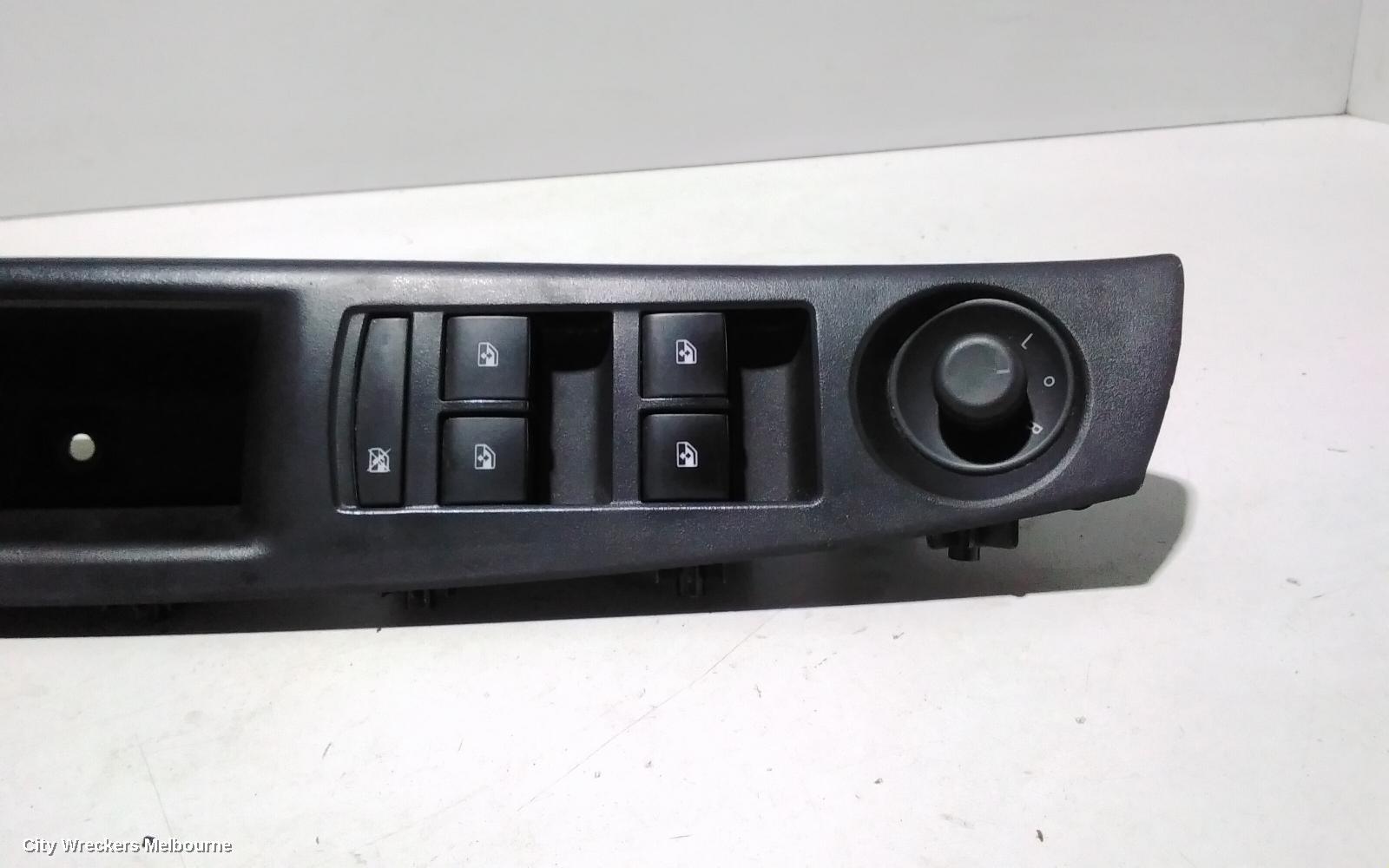 HOLDEN CRUZE PWR DR WIND SWITCH, RH FRONT (MASTER SWITCH), JG, 03/2009 - 02/2011