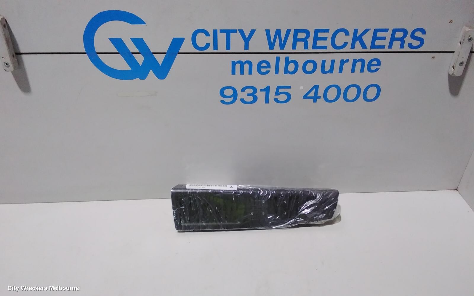 HOLDEN CRUZE PWR DR WIND SWITCH, RH FRONT (MASTER SWITCH), JG, 03/2009 - 02/2011