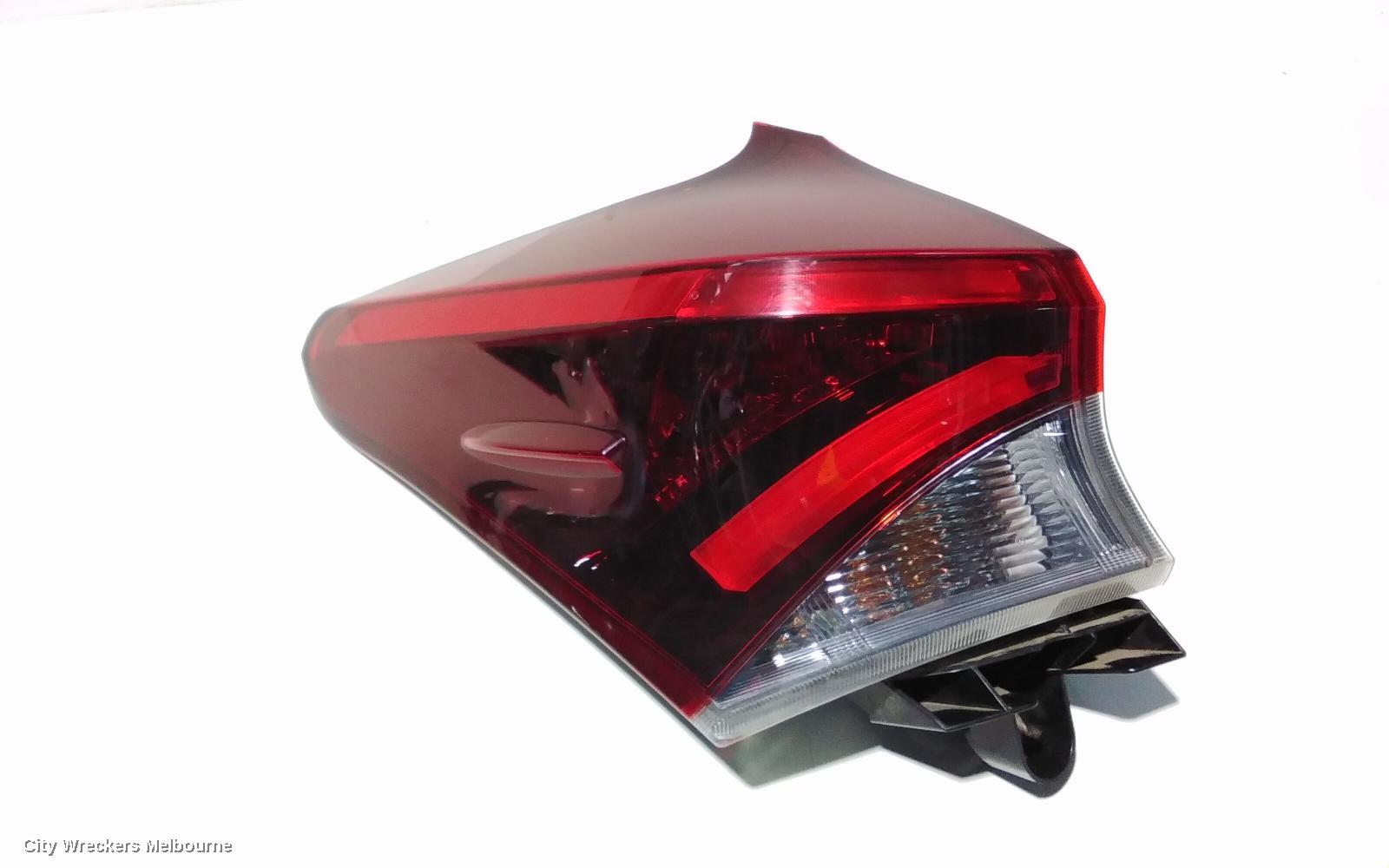 TOYOTA COROLLA LEFT TAILLIGHT, ZRE182R/ZWE186R, HATCH, 03/2015 - 06/2018