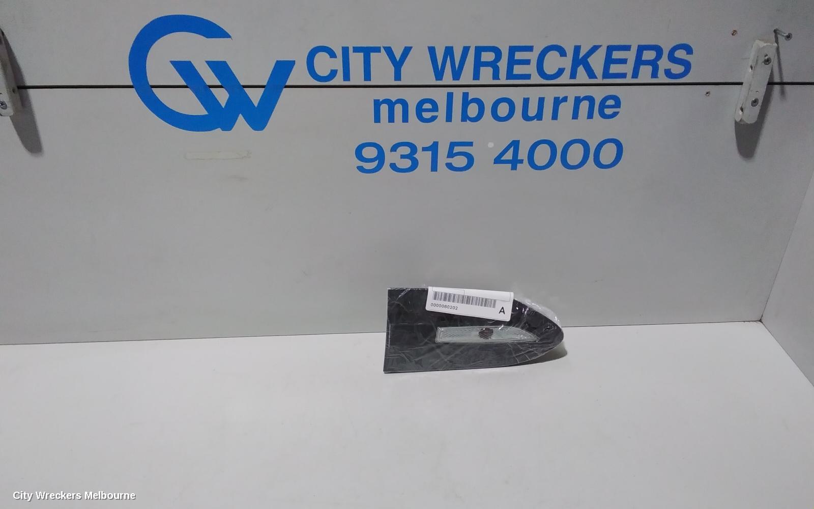 FORD TERRITORY LEFT INDICATOR/FOG/SIDE, GUARD FLASHER (REPEATER), SZ MKI-MKII, TS/TX, 03/2011 - 12/2016