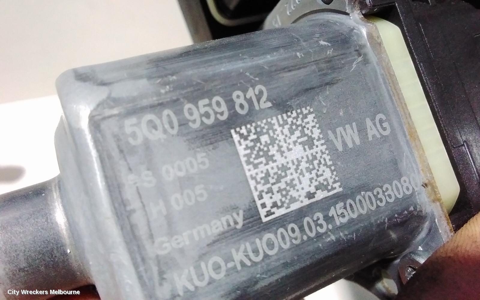 VOLKSWAGEN GOLF RIGHT REAR WND REG/MOTOR, GEN 7, 03/2013 - 08/2020