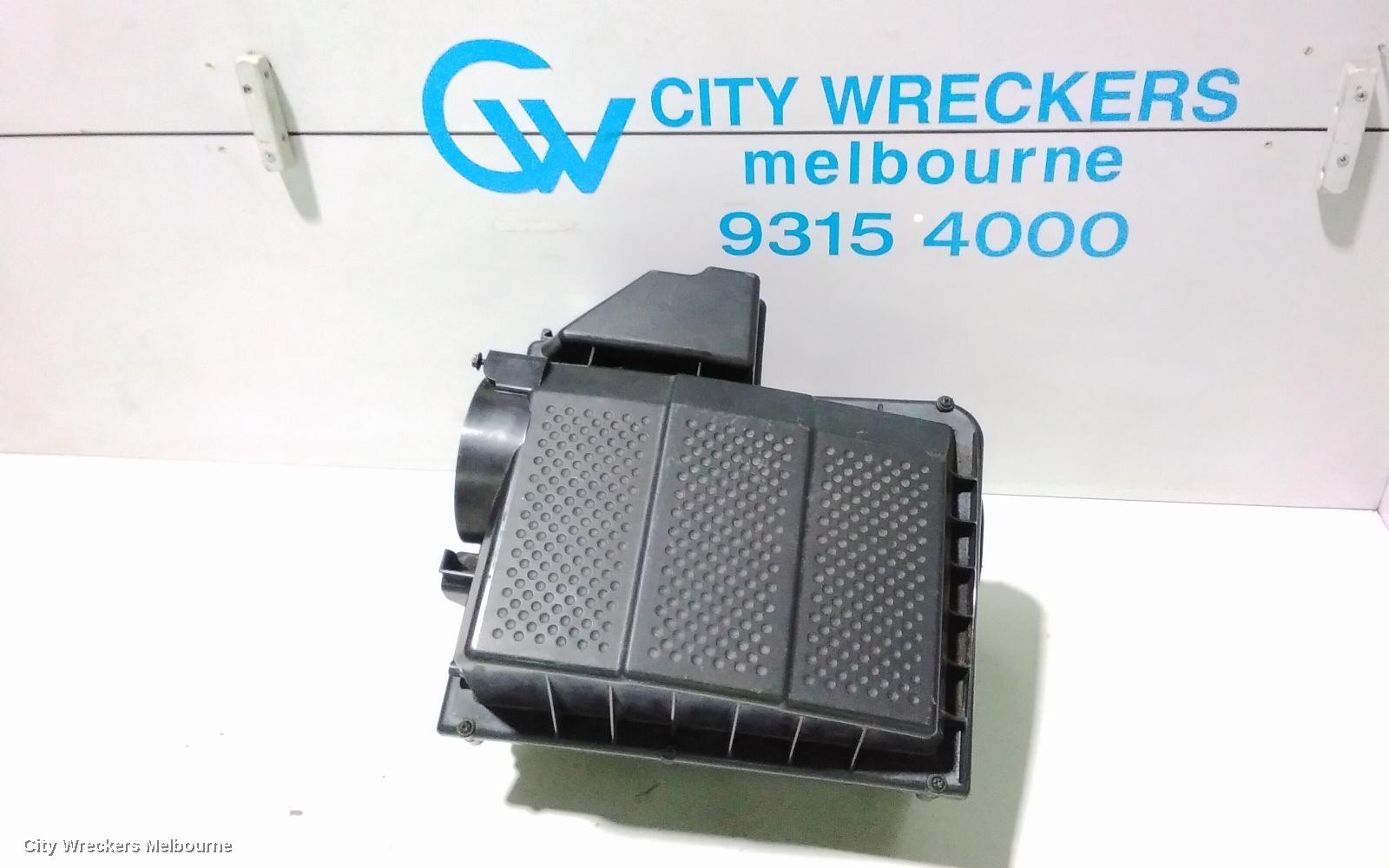 LAND ROVER RANGEROVER SPORT AIR CLEANER/BOX, AIR CLEANER, L320, 2.7, 08/2005 - 08/2009