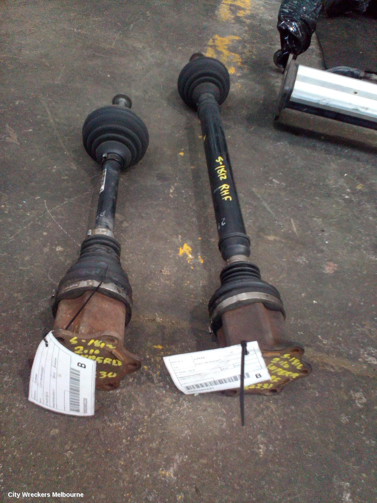 SKODA SUPERB LEFT DRIVESHAFT, FRONT, FWD, 3T, 03/2009 - 12/2015