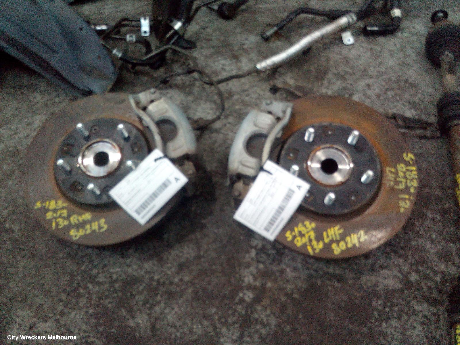 HYUNDAI I30 LEFT FRONT HUB ASSEMBLY, PD, HATCH (S.KOREA VIN KMHH), STANDARD TYPE, 03/2017 ONWARDS