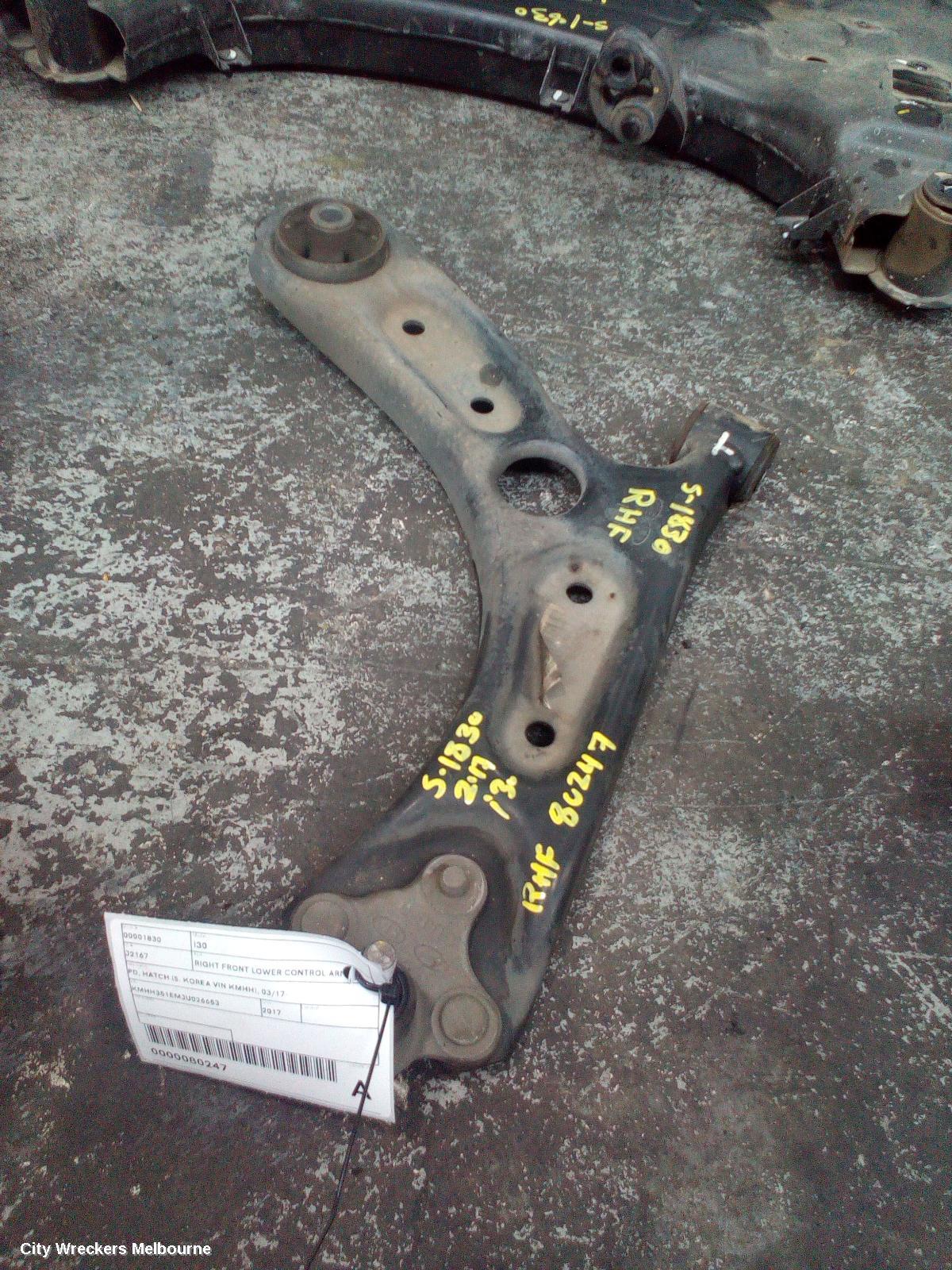 HYUNDAI I30 RIGHT FRONT LOWER CONTROL ARM, PD, HATCH (S. KOREA VIN KMHH), 03/2017 ONWARDS