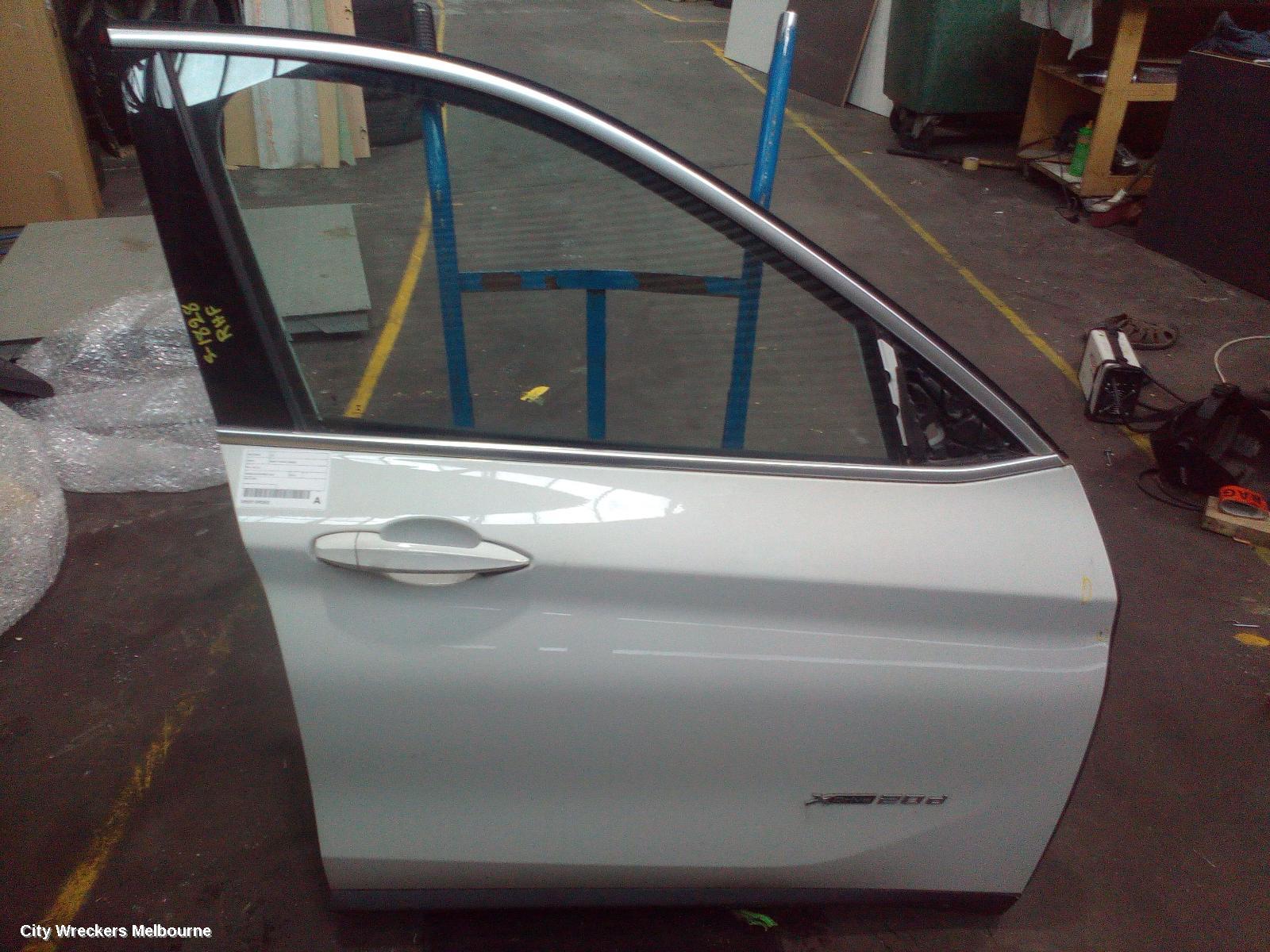 BMW X1 RIGHT FRONT DOOR, F48, 08/2015 ONWARDS