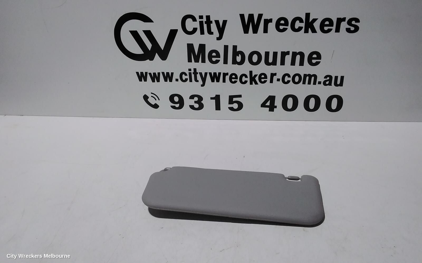 TOYOTA HILUX SUNVISOR, RH SIDE, 09/2015 ONWARDS
