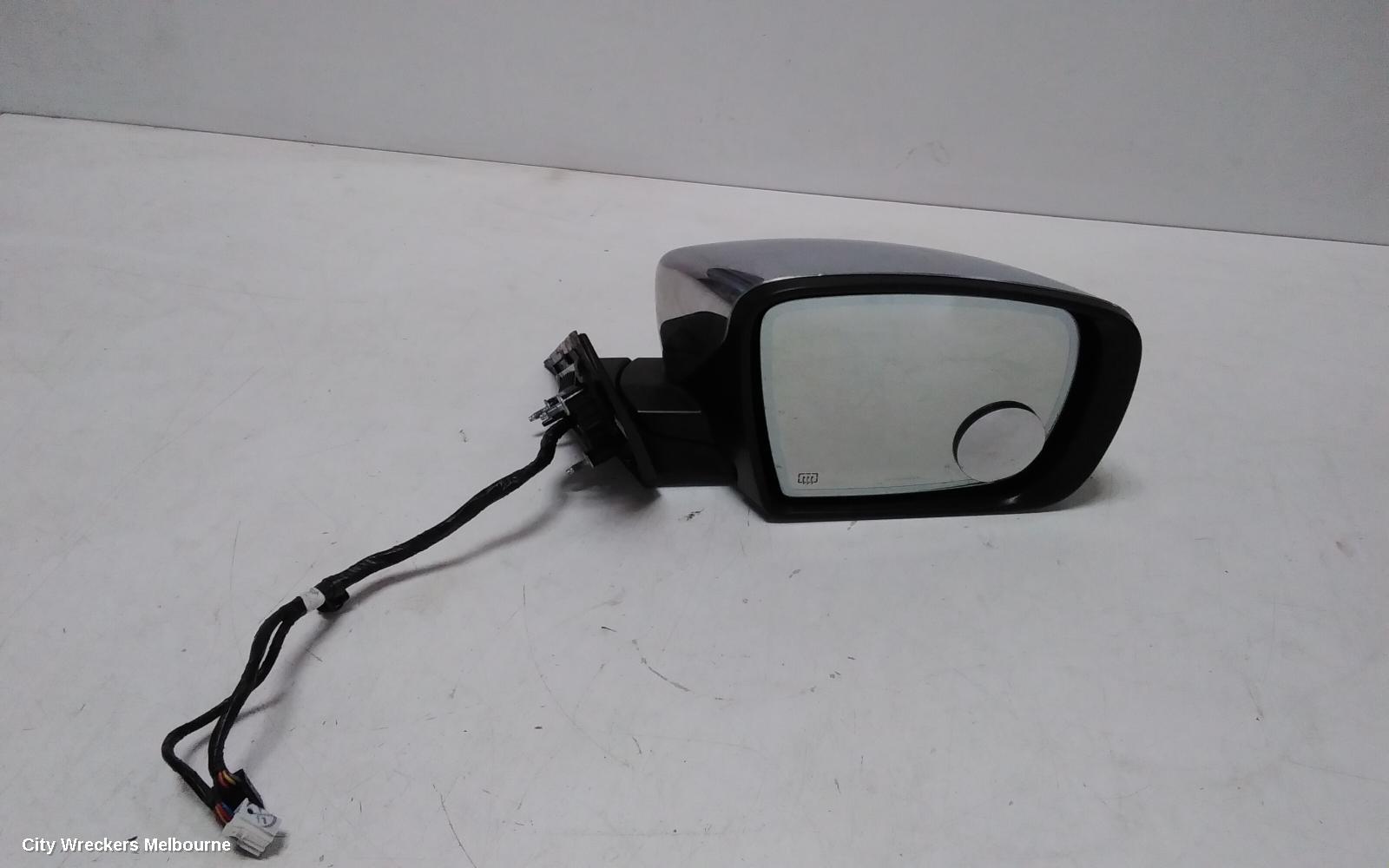 CHRYSLER 300C RIGHT DOOR MIRROR, LX, CHROME, NON BLIND SPOT TYPE, 12/2011 - 12/2021