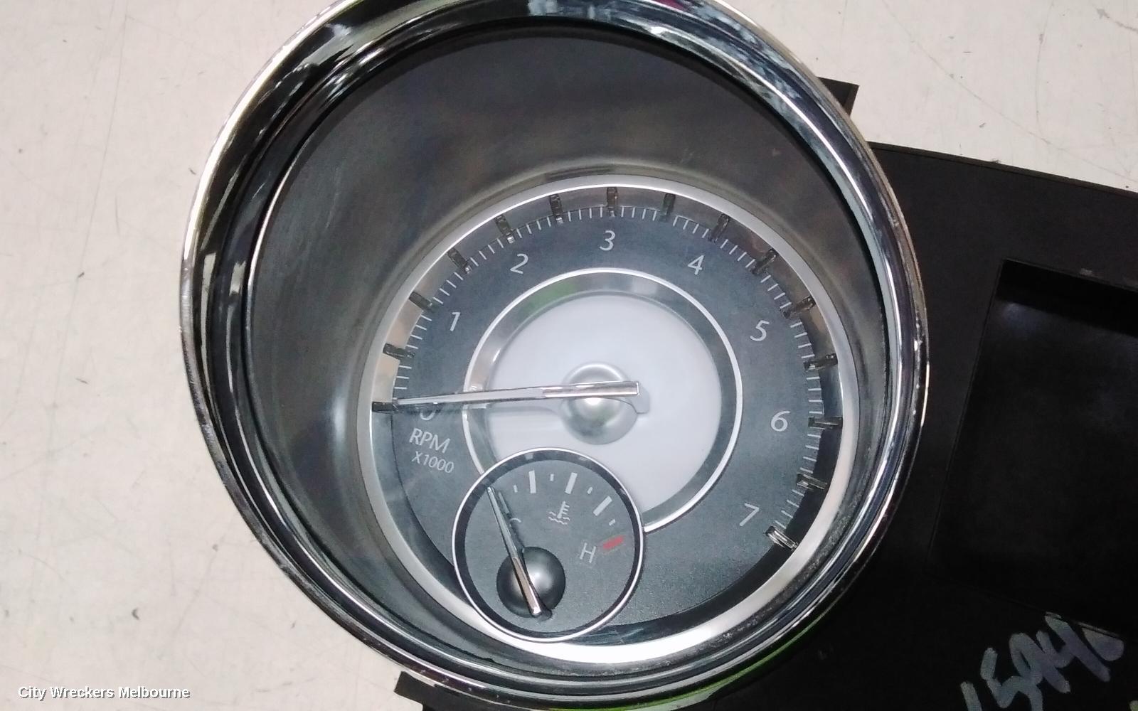 CHRYSLER 300C INSTRUMENT CLUSTER, PETROL, 3.6, LX2, 07/2012 - 12/2014