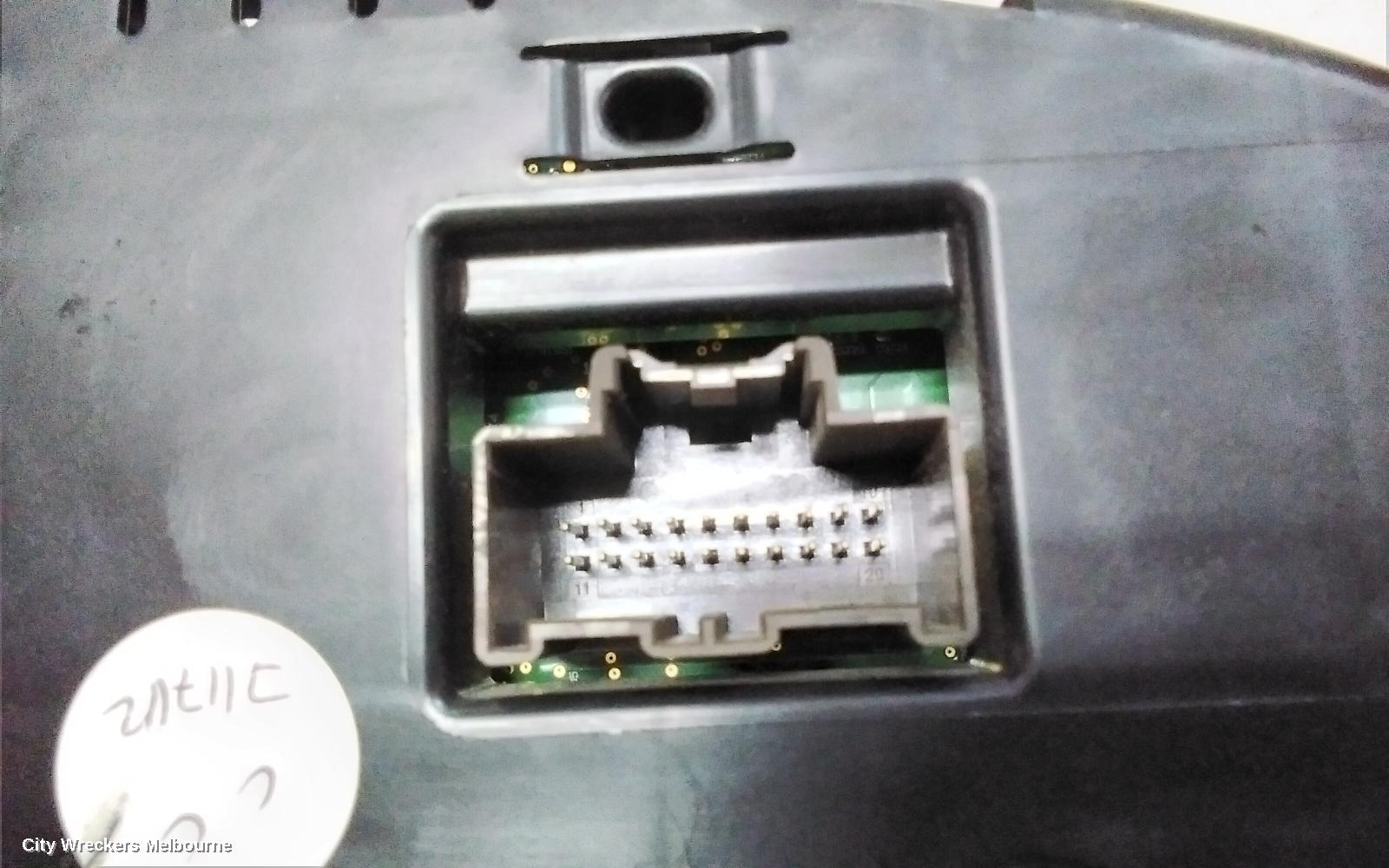 CHRYSLER 300C INSTRUMENT CLUSTER, PETROL, 3.6, LX2, 07/2012 - 12/2014