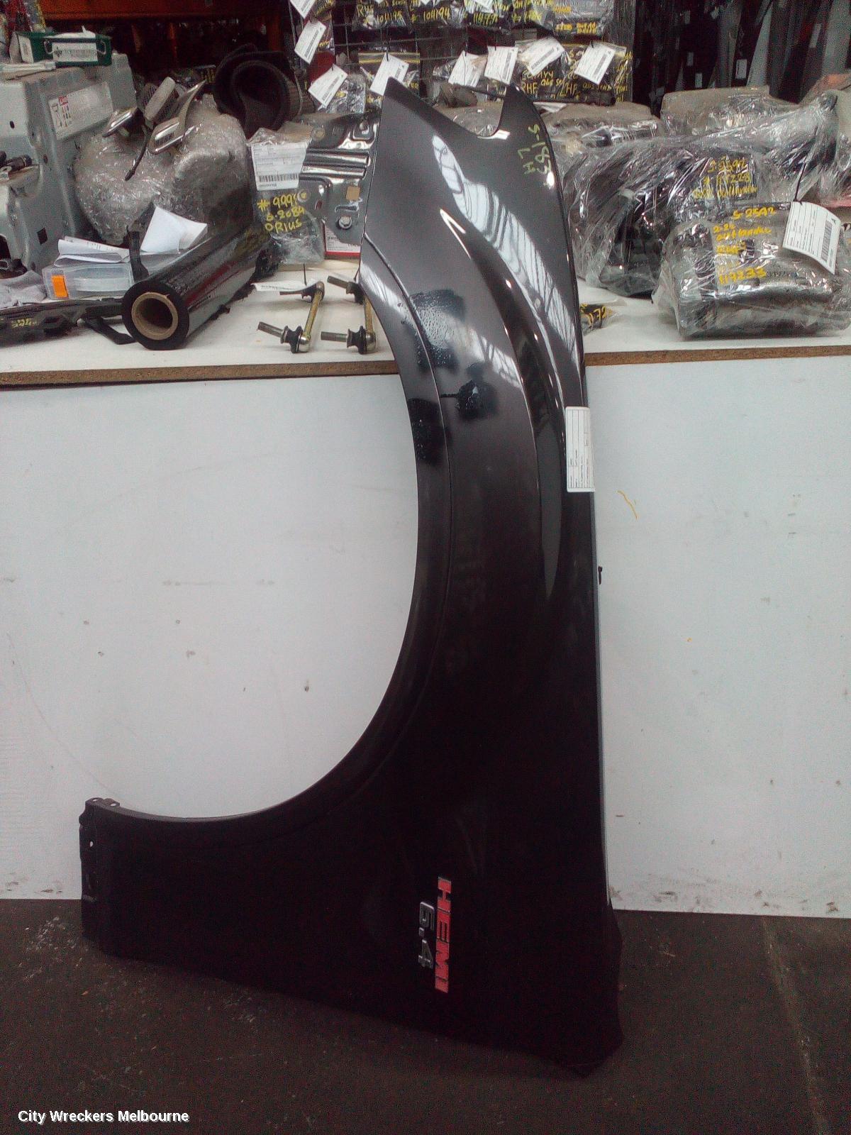 CHRYSLER 300C LEFT GUARD, LX2, FLARED TYPE, 07/2012 ONWARDS