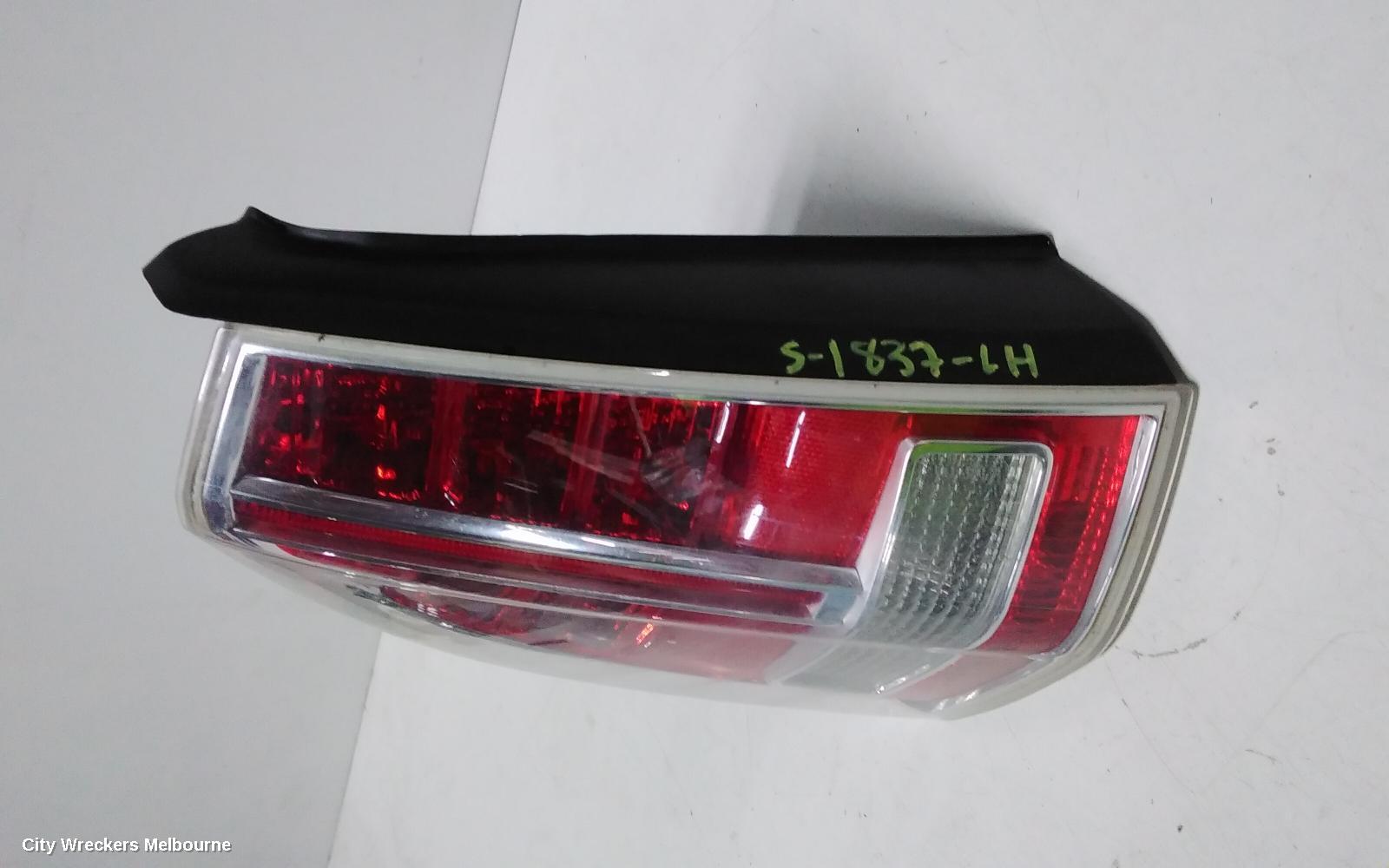 CHRYSLER 300C LEFT TAILLIGHT, LX2, 07/2012 - 12/2014