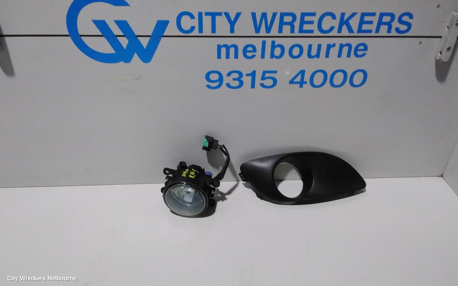 SUZUKI ALTO RIGHT INDICATOR/FOG/SIDE, BUMPER FOGLAMP, GF, 07/2009 - 12/2014
