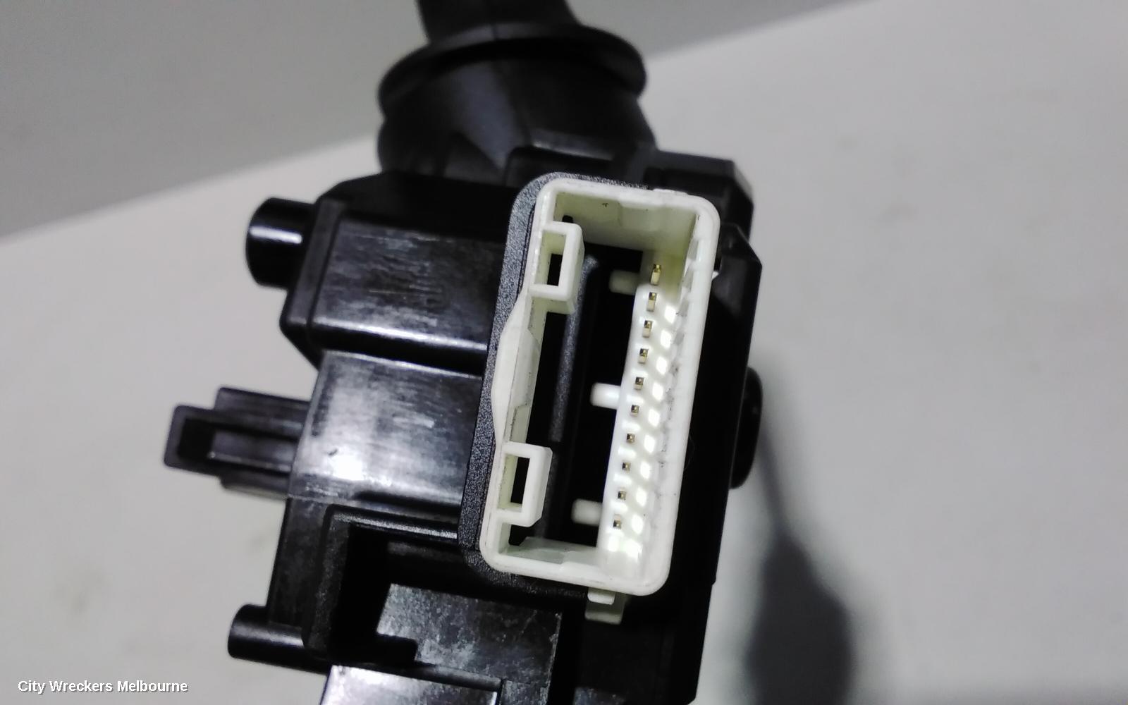TOYOTA COROLLA COMBINATION SWITCH, WIPER SWITCH, ZRE182R, HATCH, 10/2012 - 06/2018