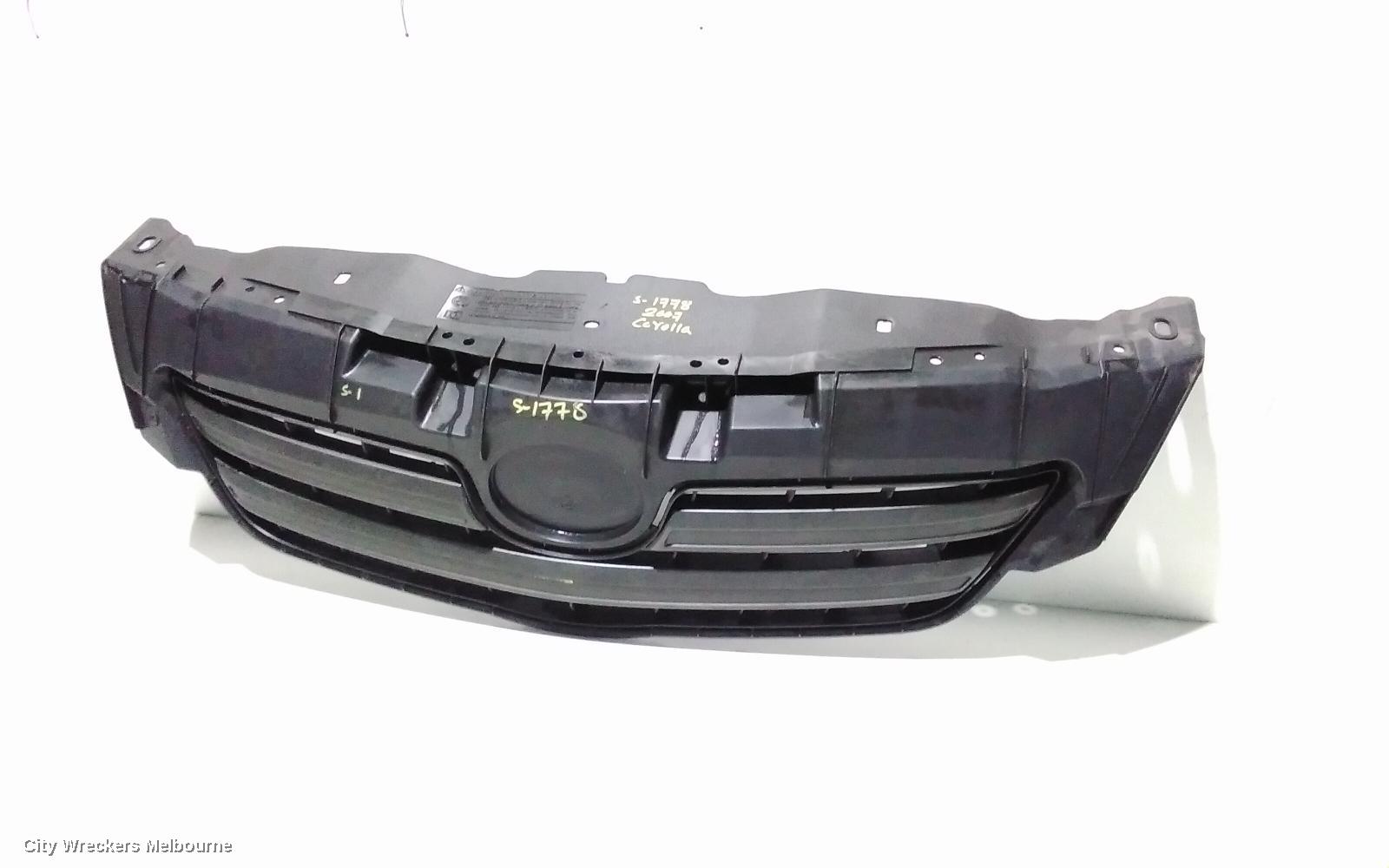 TOYOTA COROLLA GRILLE, RADIATOR GRILLE, ZRE152/20153R, SEDAN, OUTER, 03/2007 - 02/2010