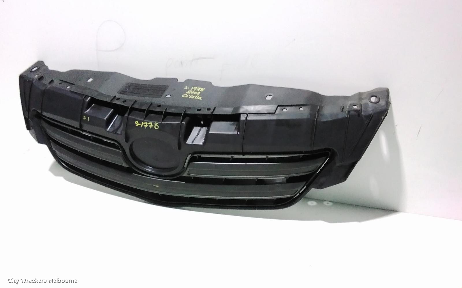 TOYOTA COROLLA GRILLE, RADIATOR GRILLE, ZRE152/20153R, SEDAN, OUTER, 03/2007 - 02/2010