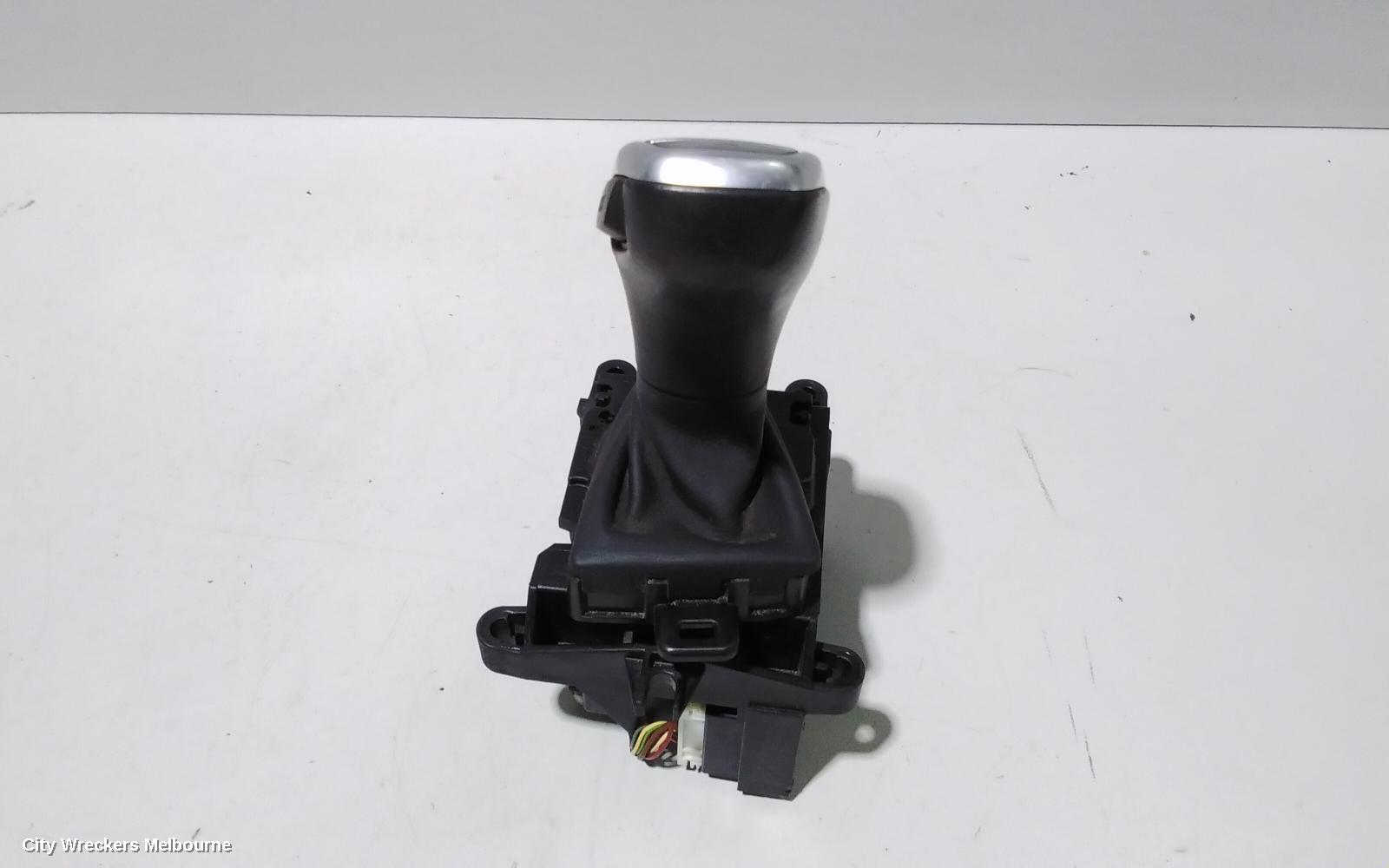 BMW 3 SERIES GEAR STICK/SHIFTER, F30, NON SPORT, AUTO (SMALL 'P' BUTTON), P/N 61319296897, 02/2012 - 12/2019