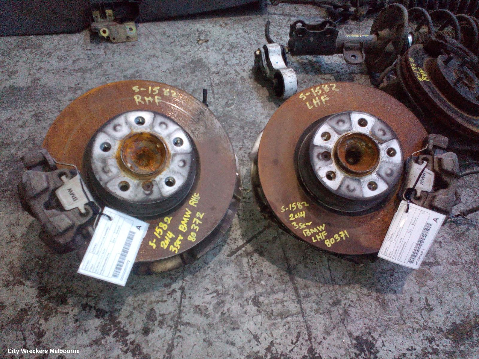 BMW 3 SERIES RIGHT FRONT HUB ASSEMBLY, F30/F31, SEDAN/WAGON, NON M SPORT TYPE, NON ADAPTIVE SUPENSION, 300X22MM, 11/2011 - 02/2019