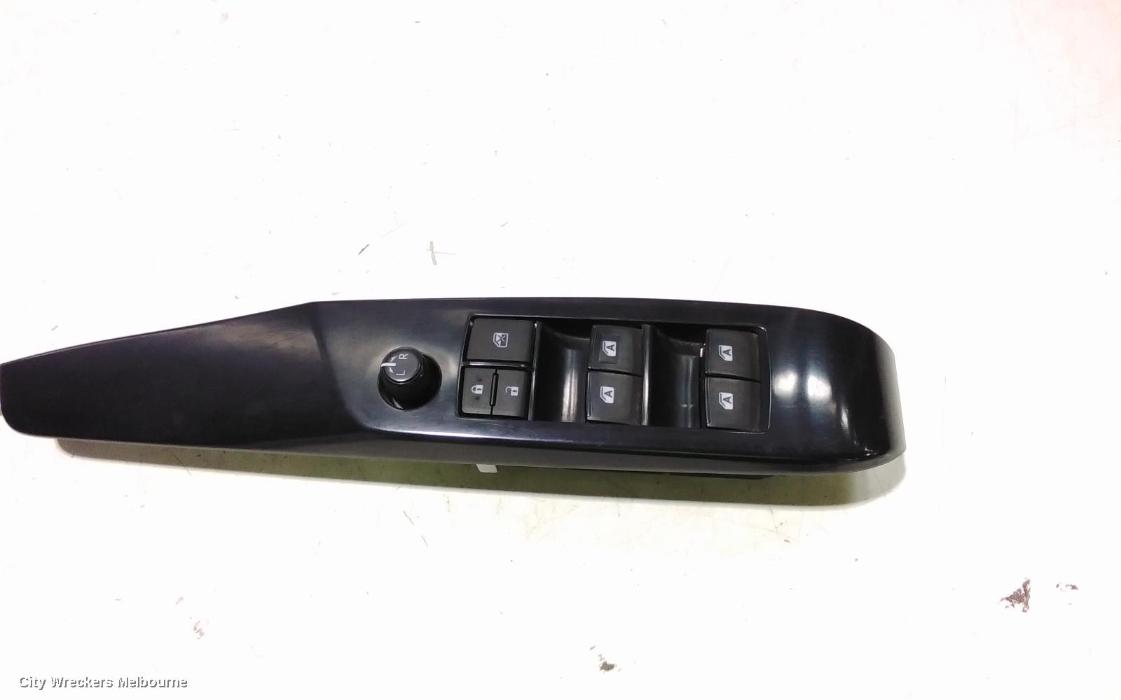 TOYOTA CAMRY PWR DR WIND SWITCH, RH FRONT (MASTER SWITCH), XV70, 09/2017 - 01/2021