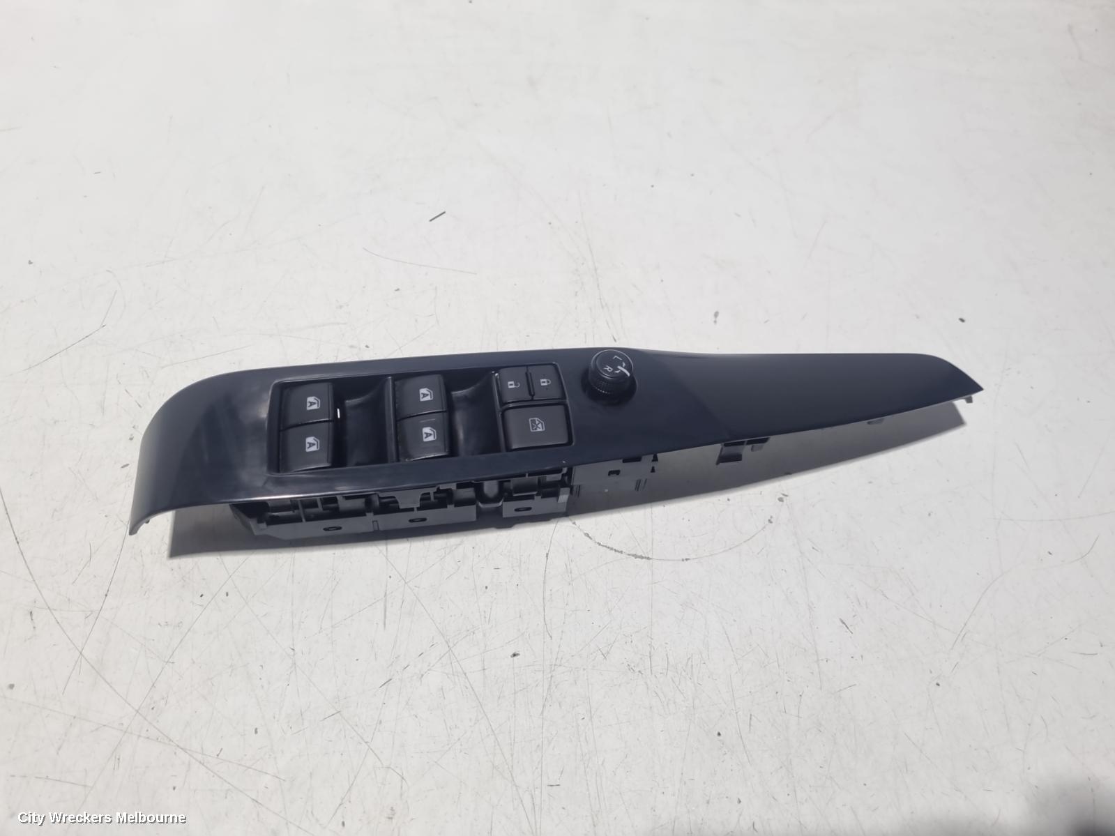 TOYOTA CAMRY PWR DR WIND SWITCH, RH FRONT (MASTER SWITCH), XV70, 09/2017 - 01/2021