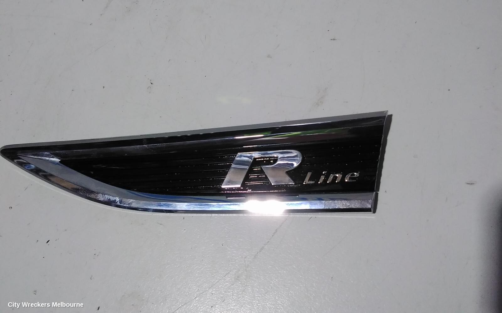 VOLKSWAGEN T-CROSS, C1, 01/2020 ONWARDS, LH CHROME ON GUARD: 80430