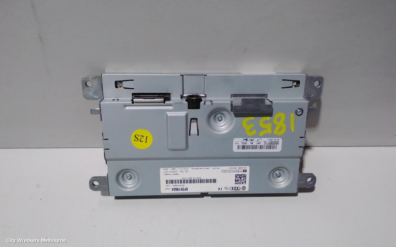 AUDI Q5 RADIO/CD/DVD/SAT/TV, DISPLAY UNIT, SAT NAV TYPE, 8R, 03/2009 - 01/2017