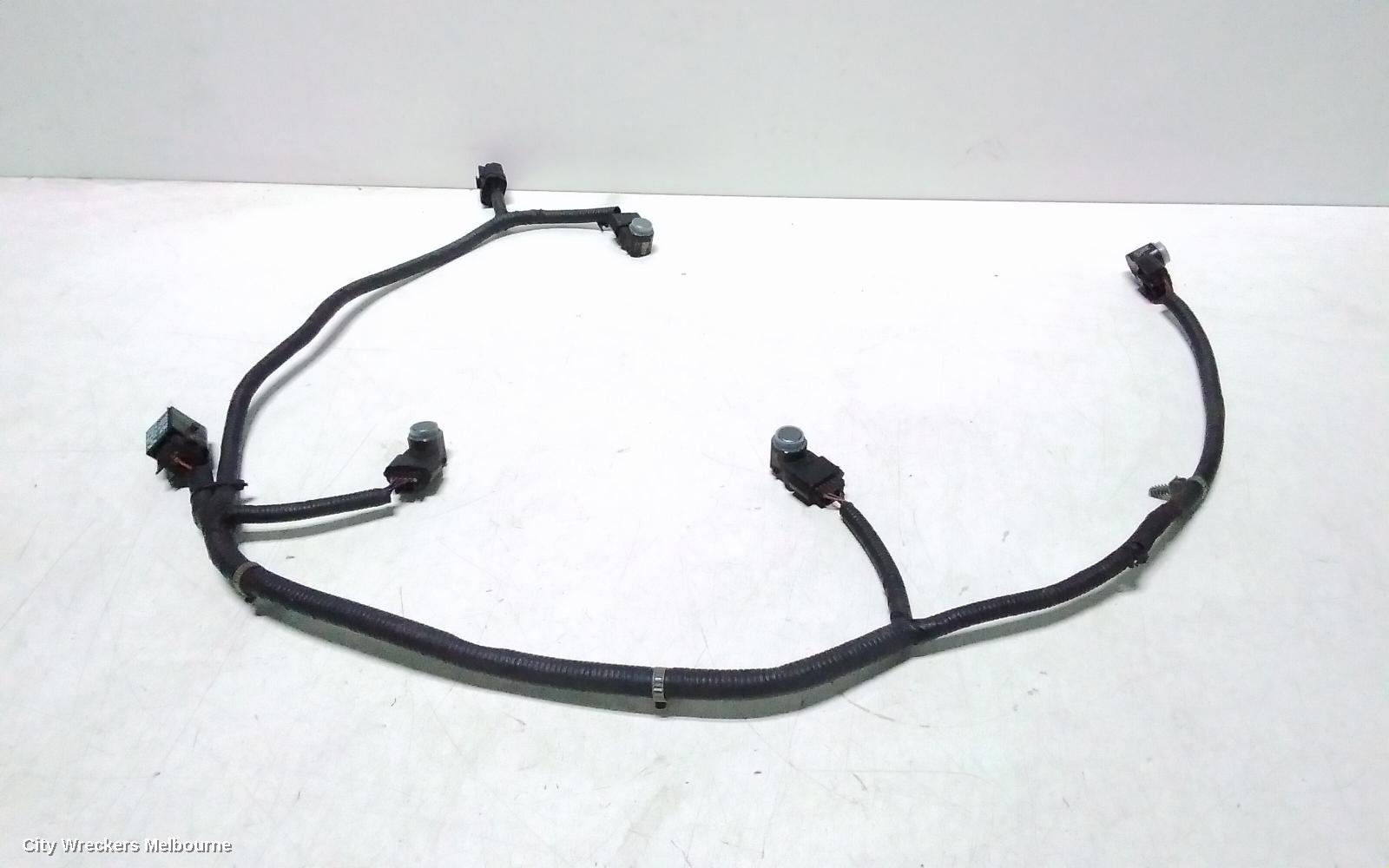HYUNDAI I40, VF, 09/2011 - 12/2019, REAR BAR SENORS WITH WIRING LOOM: 128585