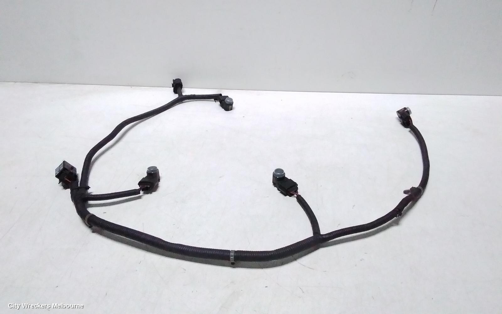 HYUNDAI I40, VF, 09/2011 - 12/2019, REAR BAR SENORS WITH WIRING LOOM: 128585