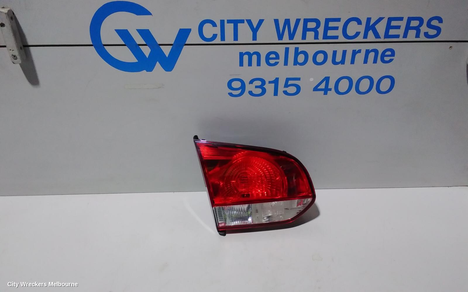 VOLKSWAGEN GOLF REAR GARNISH, TAILGATE LAMP (LH SIDE), GEN 6, 12/2008 - 03/2013